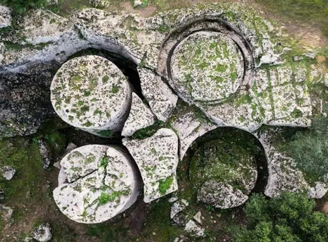 Cave di Cusa – Das Geheimnis der antiken Steinsäulen Siziliens