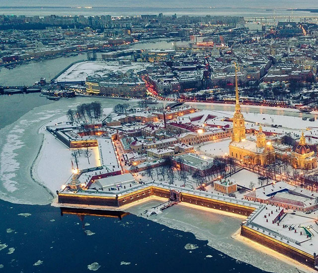 Der Weltäther: Die „Sternfestung“ St. Petersburg