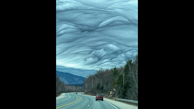 Seltene Wolkenwellen am Himmel (Video)