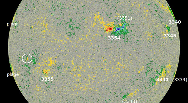 Monströser Sonnenfleck breitet sich aus! Möglicher Plasma-Streifschuss am Wochenende