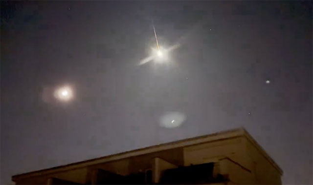 Meteorit stürzt nahe Berlin auf die Erde (Video)