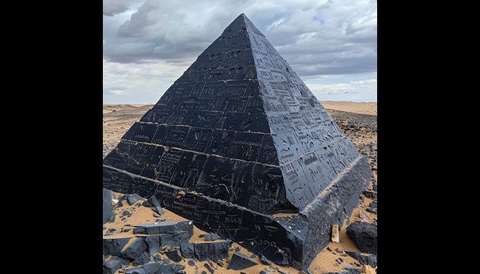 Die Benben-Pyramide gibt Wissenschaftlern seit vielen Jahren Rätsel auf