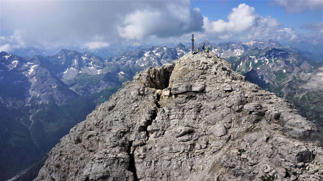 Gefahr am Hochvogel im Allgäu: 400 000 Kubikmeter Fels könnten ins Tal donnern