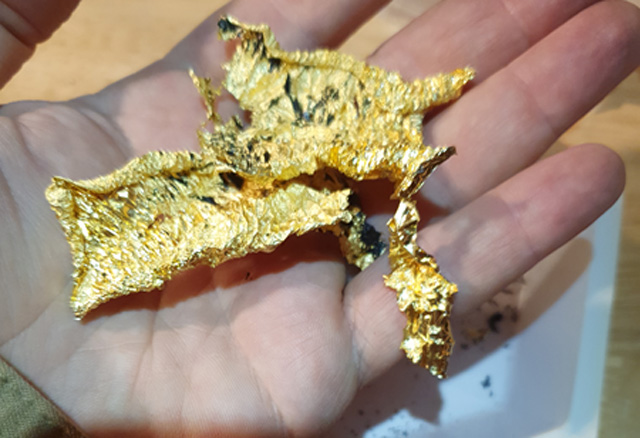 Wissenschaftler entdecken, dass durch vulkanische Aktivität Gold und Edelmetalle aus dem Erdkern austreten