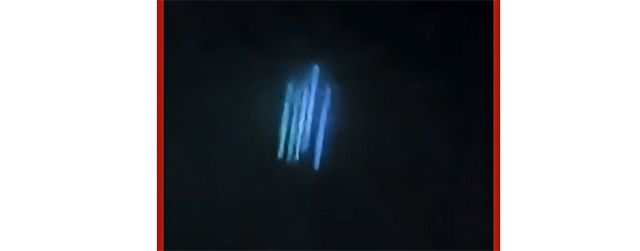 Seltsames leuchtendes Objekt über kolumbianischer Stadt gefilmt (Video)