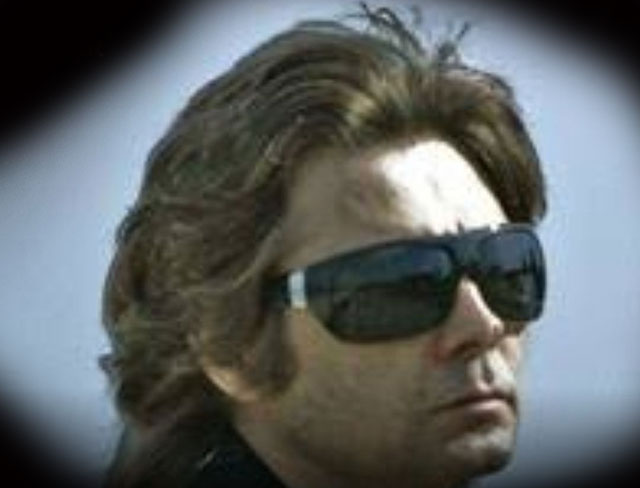 1993 hatte ein russischer Quantenphysiker eine bahnbrechende Erkenntnis: Die Realität gleicht einem Film mit unendlich vielen bereits gedrehten Versionen