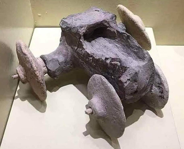 Verbotene Archäologie: 7.500 Jahre – ältestes Spielzeugauto der Welt