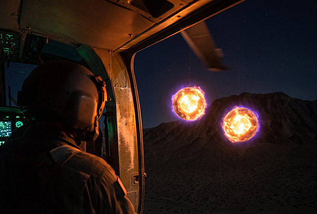 🚁🟠  Helikopter-Crew sichtete Orbs: Es hat alles verändert