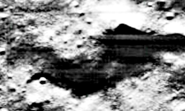 📡 👽 100 schwarze Strukturen auf einem Mondfoto – man muss es mit eigenen Augen sehen, um es zu glauben! (Video)
