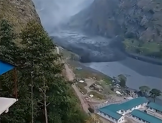 🌊 Ein Erdrutsch und ein Dammbruch könnten die Sturzflut in Nepal ausgelöst haben (Video)